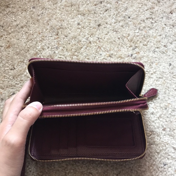 Coach Signature Tan/Maroon Wristlet - Picture 4 of 5